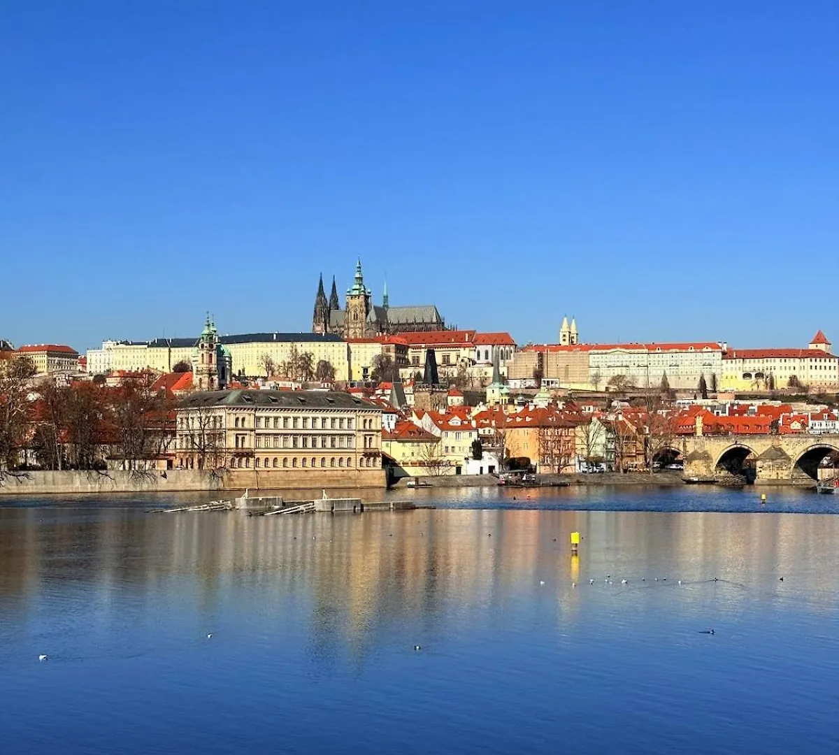Riverside N22 Prague Apartment