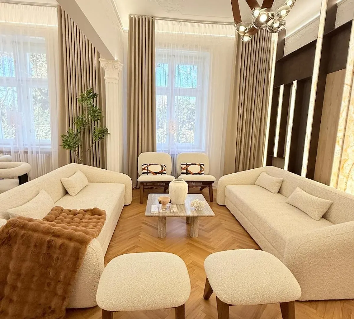 Riverside N22 Prague Apartment