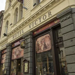 Victor Hotell