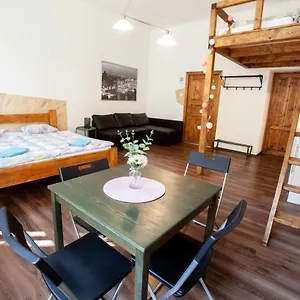 Wow Wow Apartman